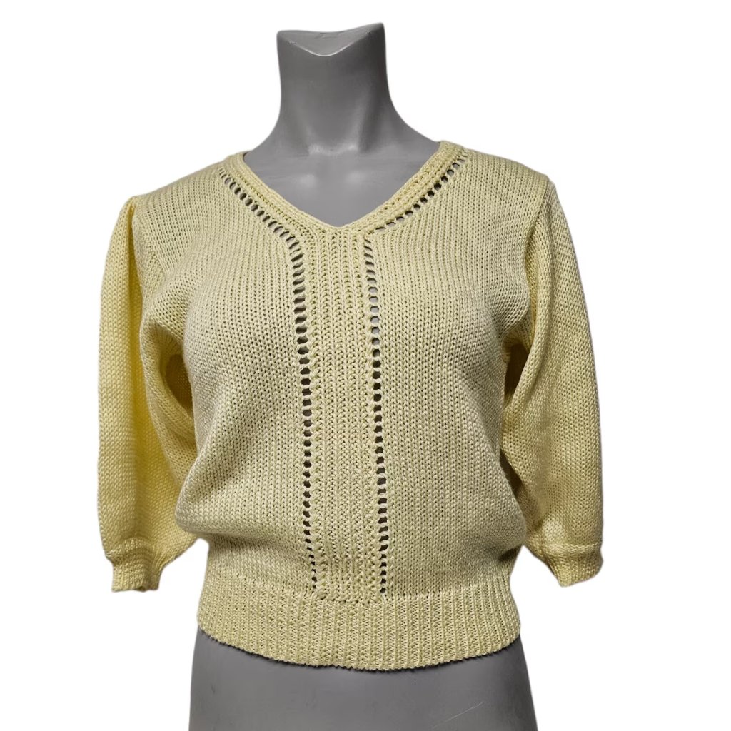 80s Diane Von Furstenberg Light Yellow Knitted 3/4 Sleeve Sweater . Small